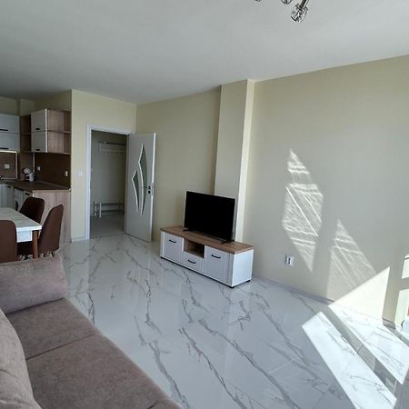 Zigrabay Lovely Appartments Primorsko Bagian luar foto